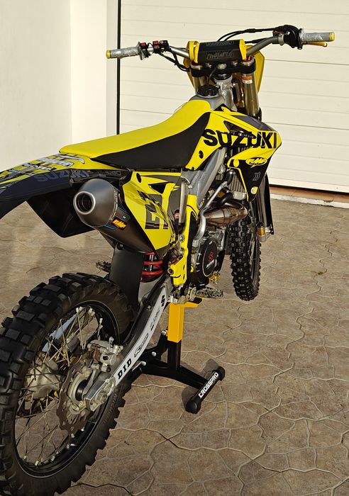 Suzuki RMZ 450 matriculada