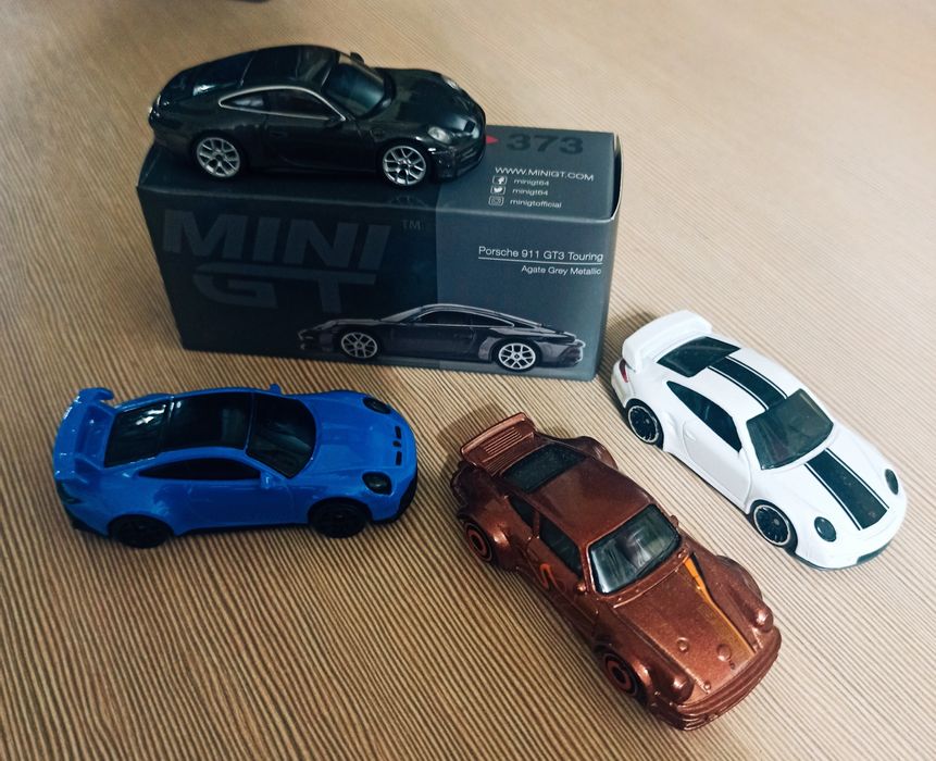 Hot wheels porsche 911, cybertruck, audi, jaguar, subaru, rx7, Civic