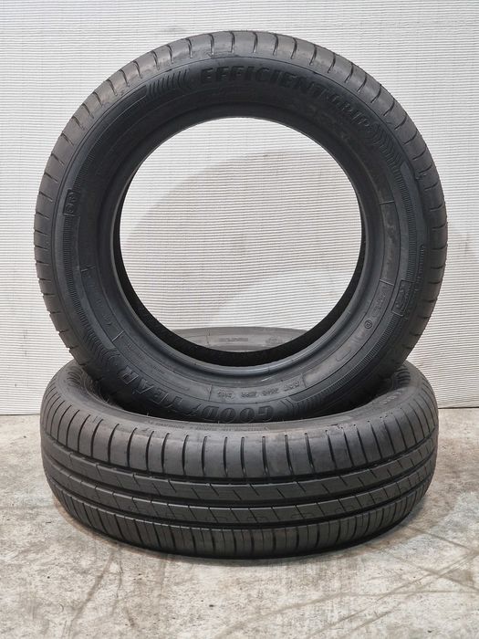 [Como Novos] 2 Pneus 185/65R15 GOODYEAR