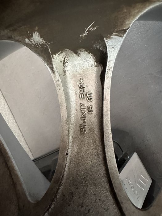 Alufelga 17’ BMW seria 3 komplet + opony Michelin