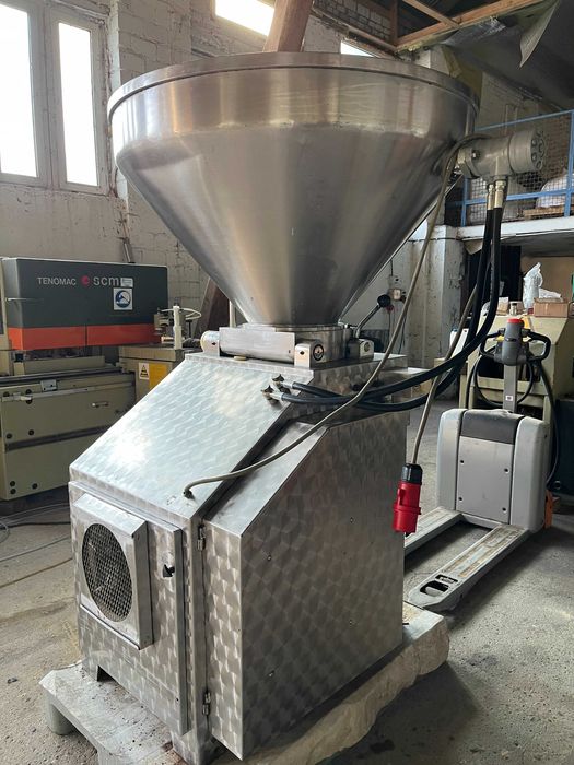 Nadziewarka próżniowa Talleres Cato 250 litrów