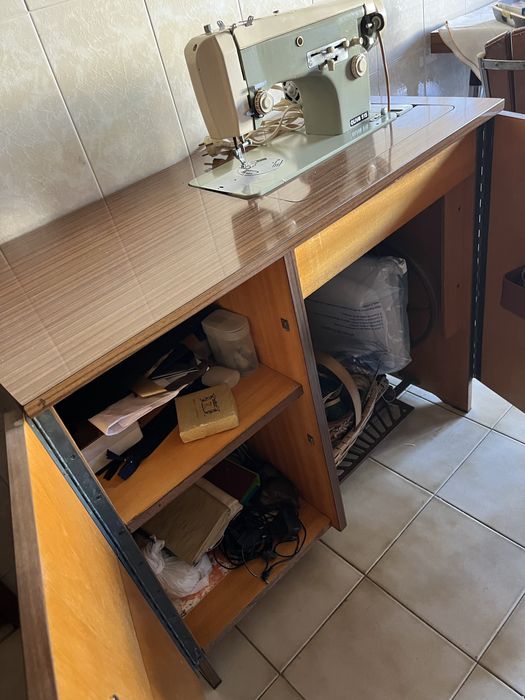 Máquina Costura Oliva 515