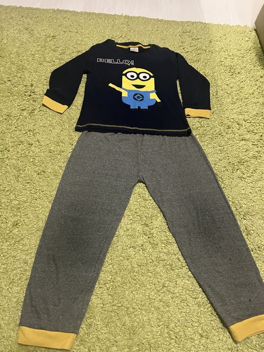 Пижама детская на 5-6 лет.