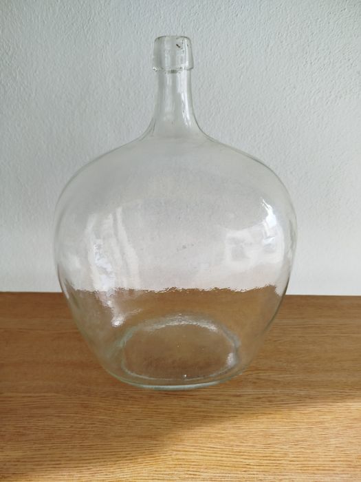 Garrafão de vidro antigo
