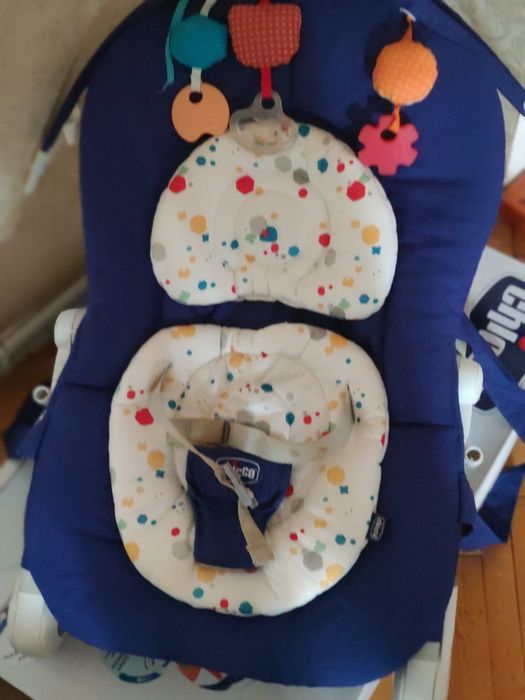 Крісло-гойдалка Chicco Hoopla