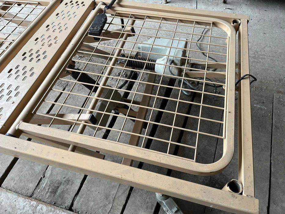 Ліжко медичне функціональне електричне, Ліжко для хворих.