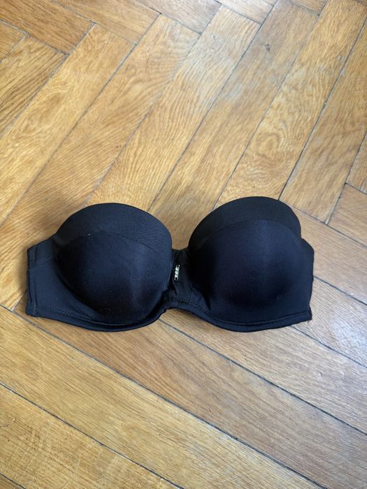 Czarny stanik push up esotiq