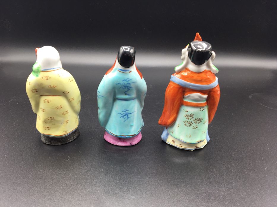 Budas Monges orientais chineses antigos com marca