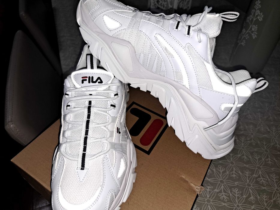 Ténis Novos Fila tamanho 40