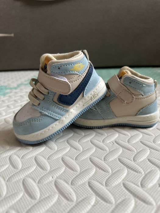 Взуття дитяче найк, адідас