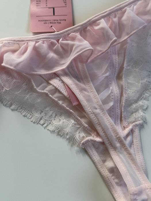 Nowe stringi Hunkemöller L