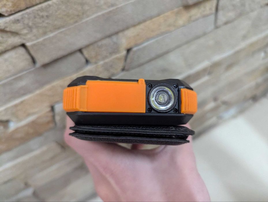 Сонячний павербанк 20000mAh з ліхтарем та швидкою зарядкою PD  компас