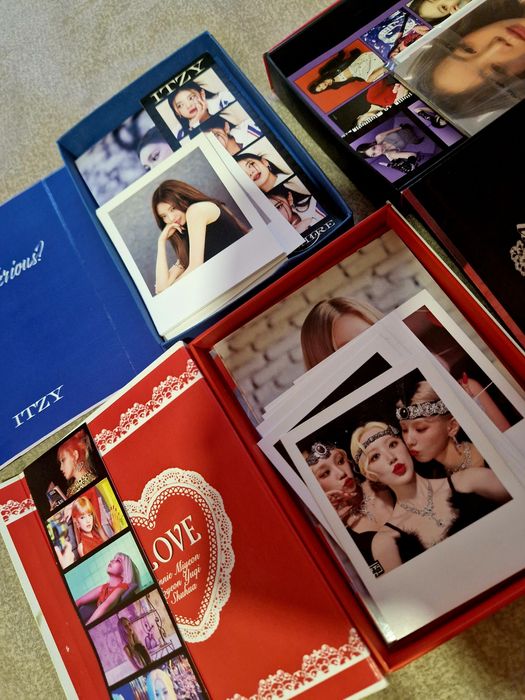 Kpop картки набор