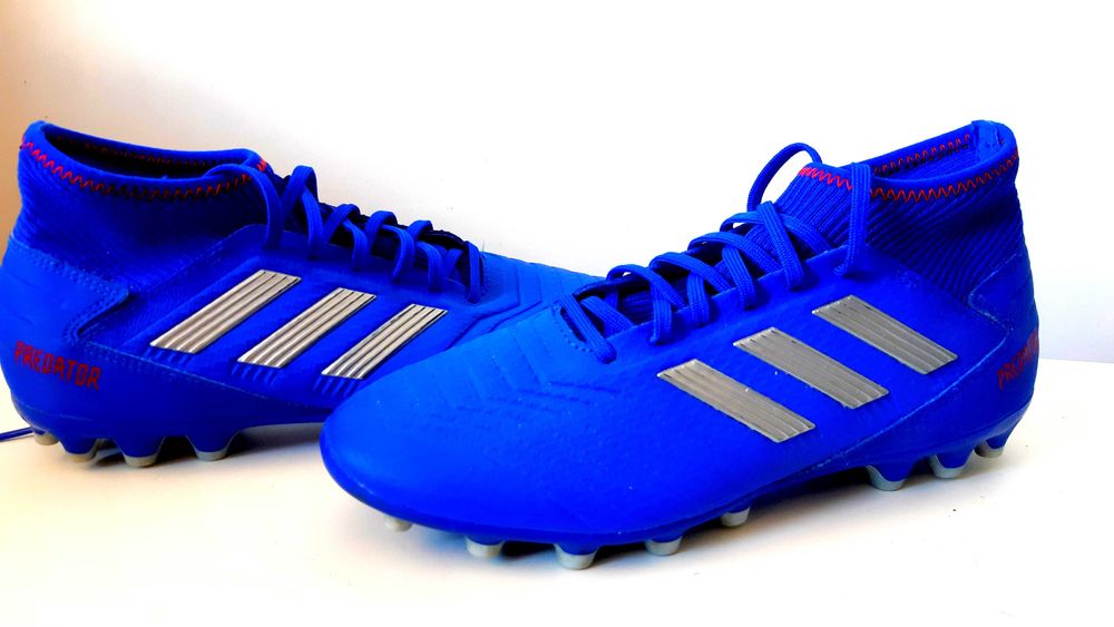 Buty piłkarskie  korki Adidas Predator 19.3 Ag ideał jak nowe 41 1/3