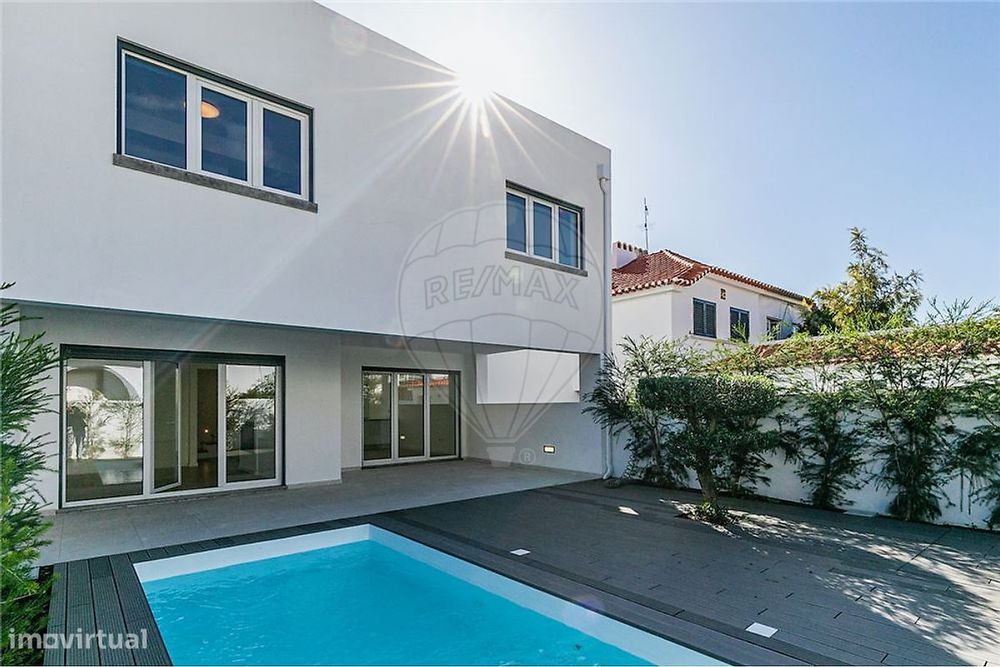 T4 Detached House for Rent