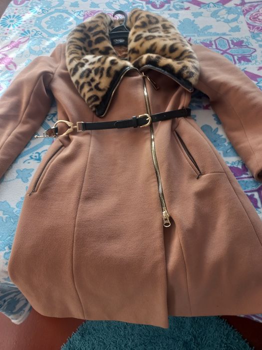 Пальто зимове,тепле,хто купить не пошкодує