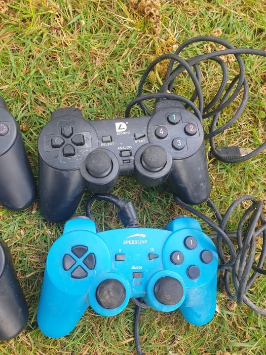 Playstation 3 fat + comandos (peças)