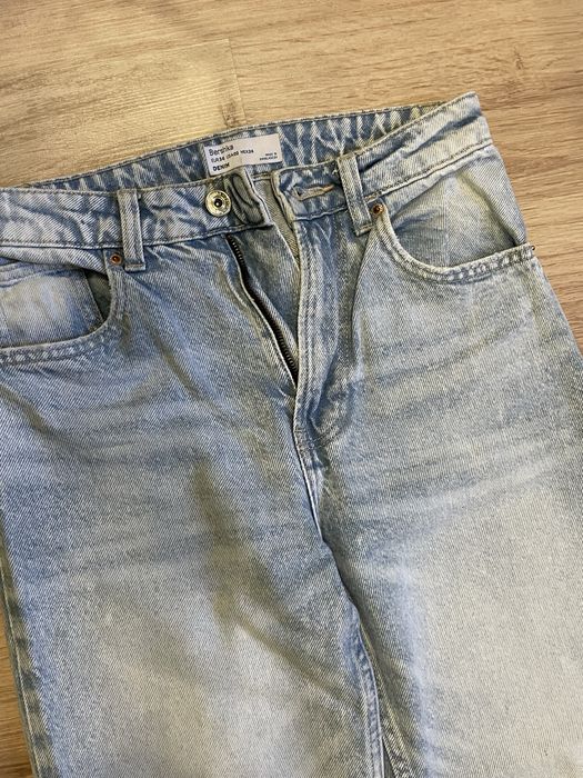 Mom джинси BERSHKA XS