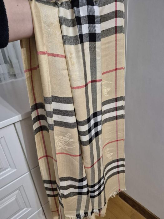 Шикарний кашеміровий  шарф