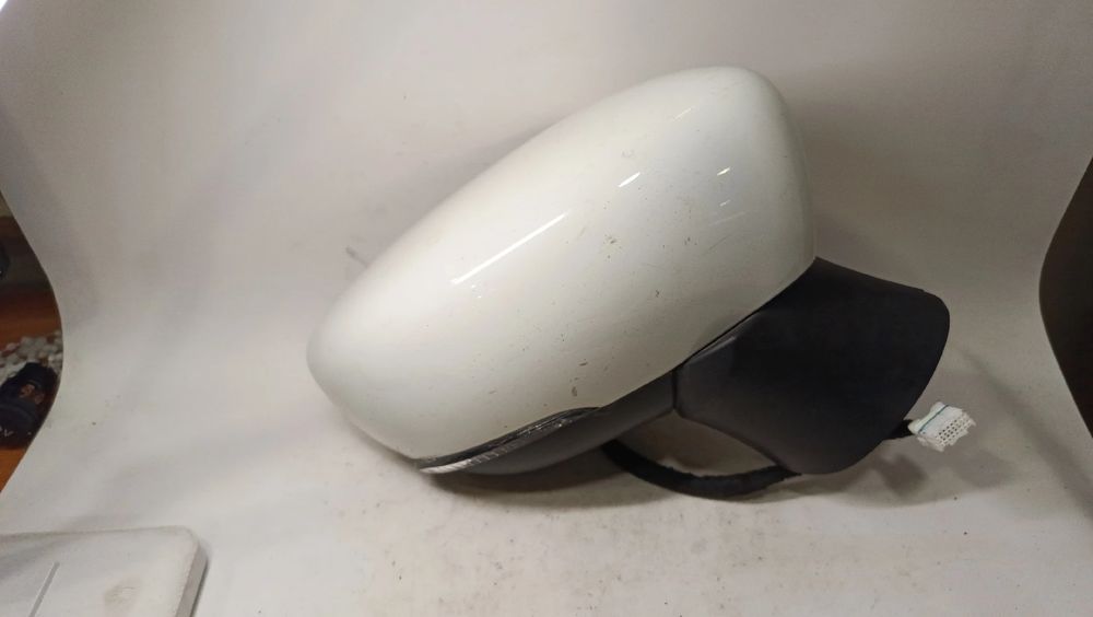 Retrovisor / espelho direito NISSAN Micra V (K14)