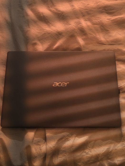 Vendo Portátil Novo! ( Acer ) + extras
