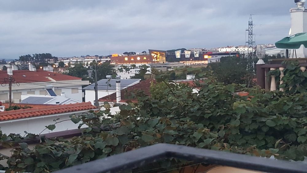 Arrendo Quarto, Parceiros-leiria