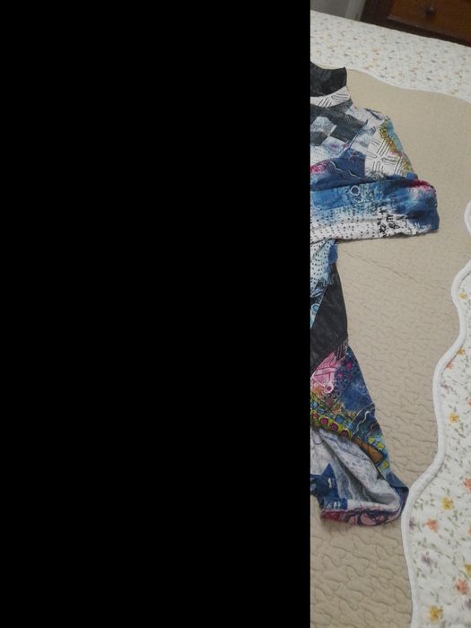 Túnica de algodão em tons azuis, abaixo da cintura tam L/XL