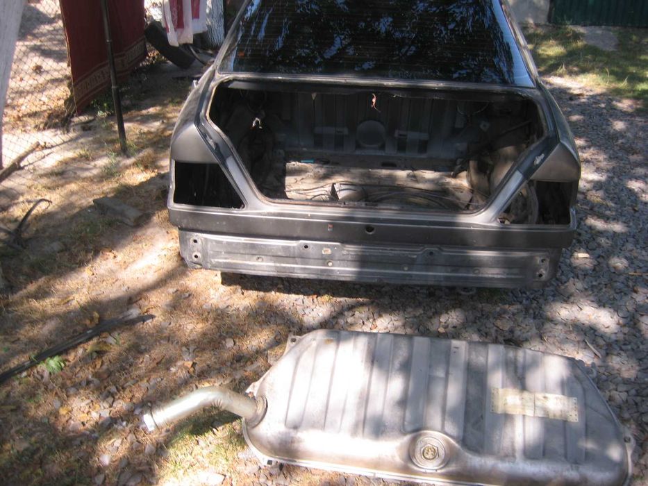 МЕРСЕДЕС W 124 1994 року. 2.5 дизель. Седан. Ціна нижче ринку.