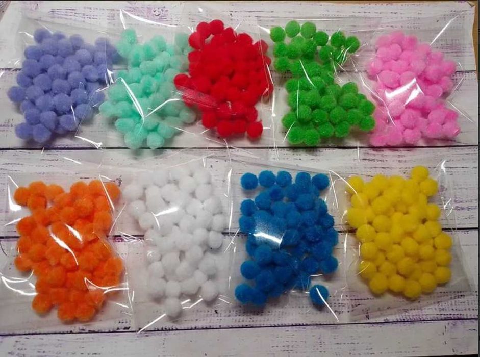 Помпони для творчості