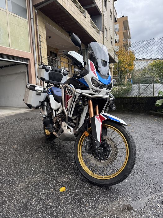 Honda Africa Twin CRF1100 ADV DCT 2022 - Completa!