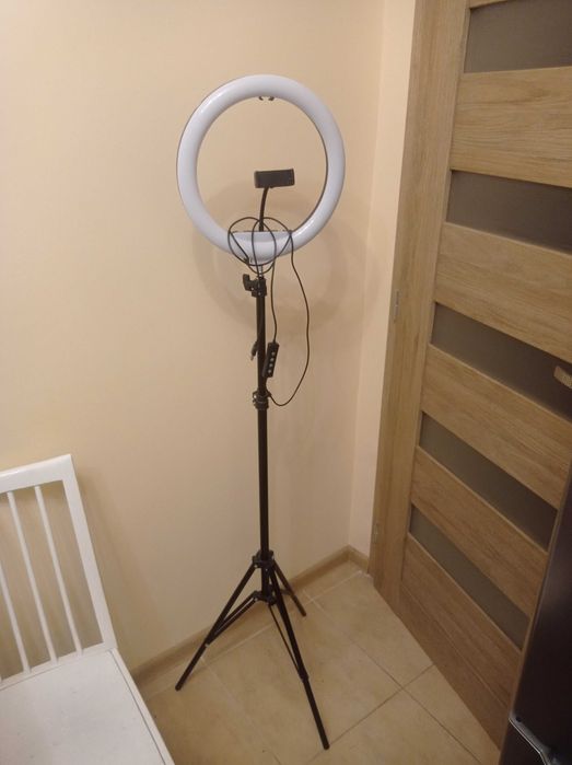 lampa pierścieniowa RGB statyw