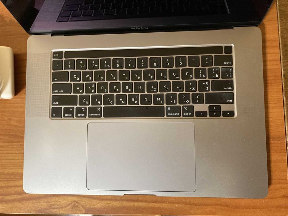 комплектуючі до macbook  a2141  a2179  a1708 a1707 a2159