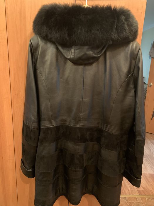 Продам куртку шкіряну