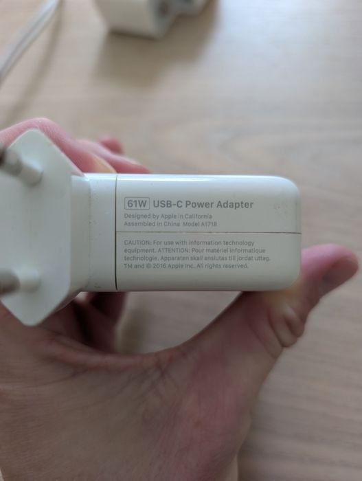 Carregador Apple original 61W grande USB C