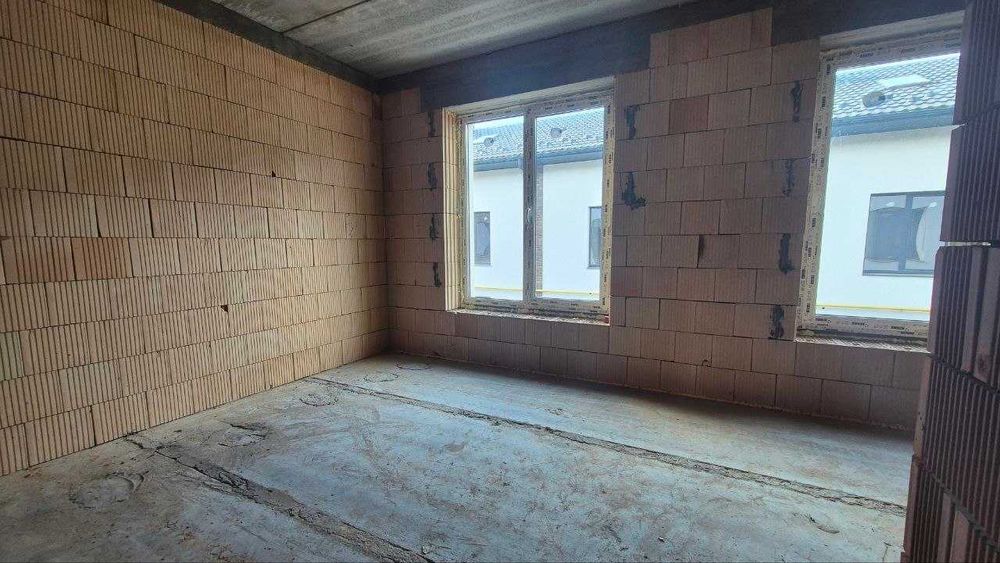 Просторий таунхаус 135 м² біля парку «Дубки»