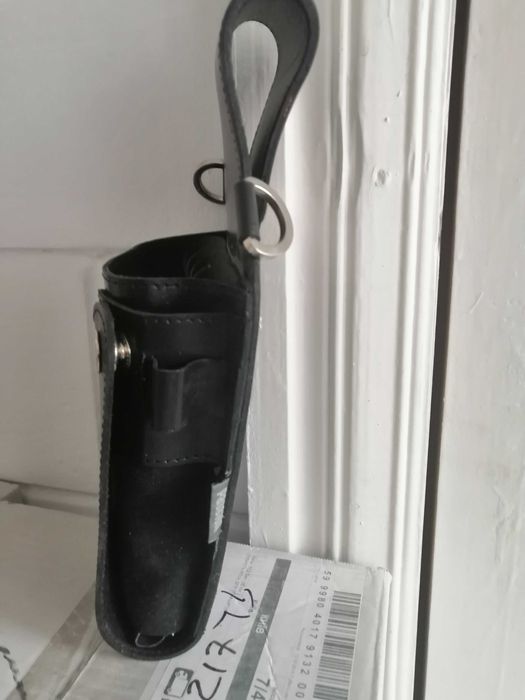 Чехол- кабура для перукарських ножниць