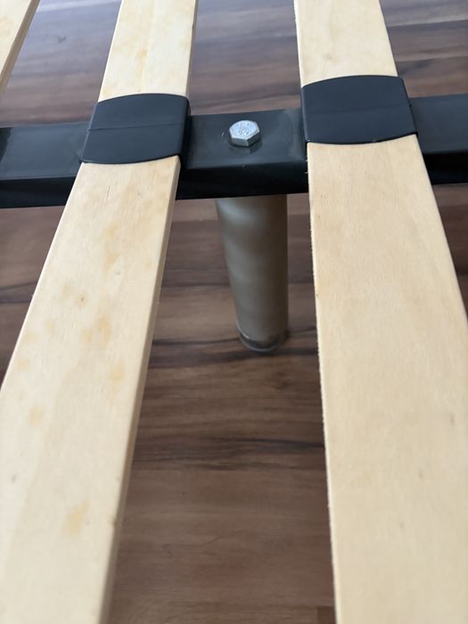 Rama łóżka, solidna, do materaca 160x200