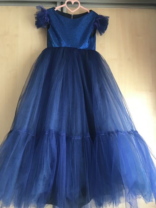 Сукня на випускний