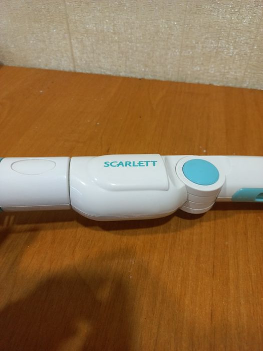 Продам массажёр Scarlett