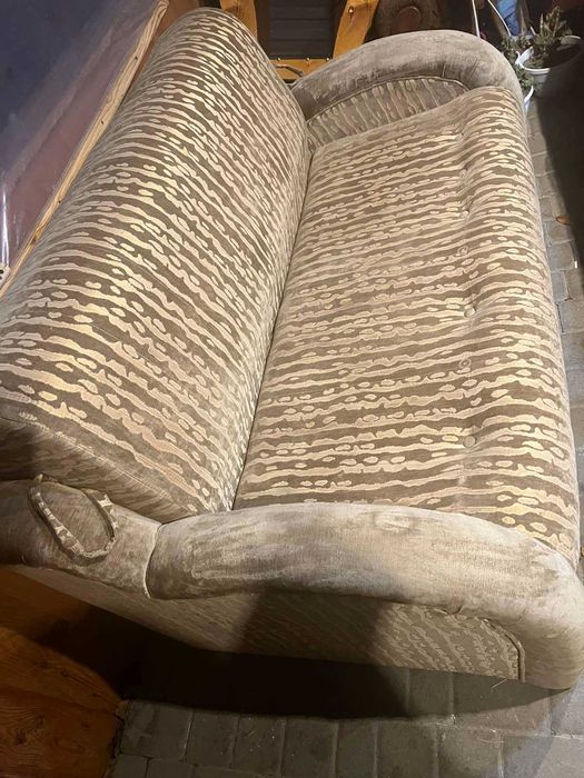 Продам диван книжка