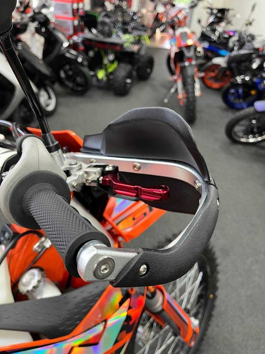 Мотоцикл STN V8 Enduro