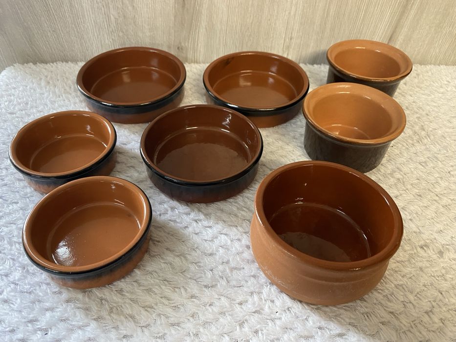 Zestaw ceramicznych kokilek