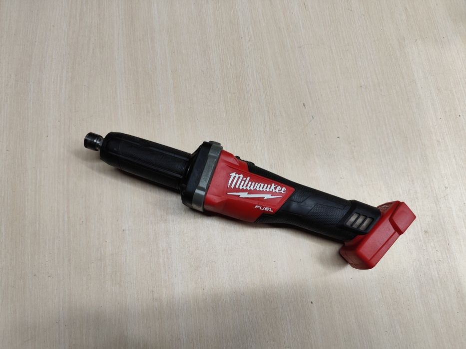 Milwaukee M18 FDG  гравер Мілвоке акумуляторний