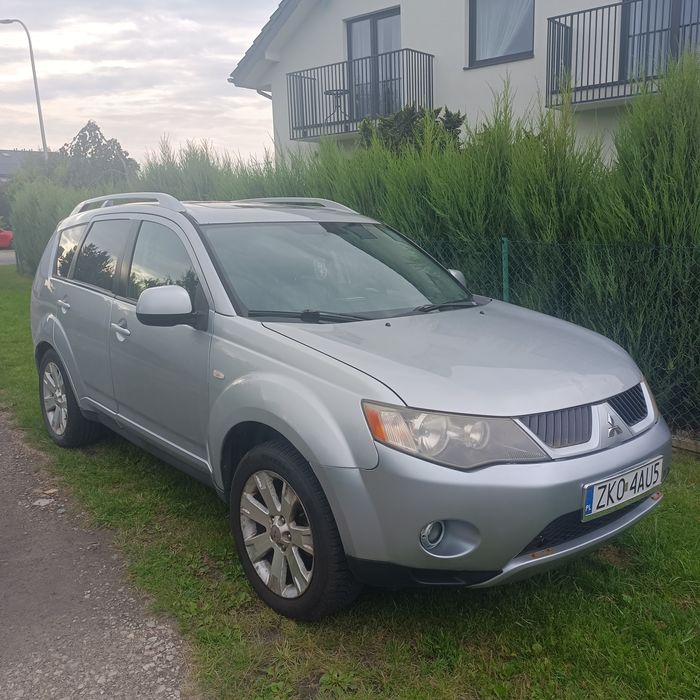 Mitsubishi Outlander II