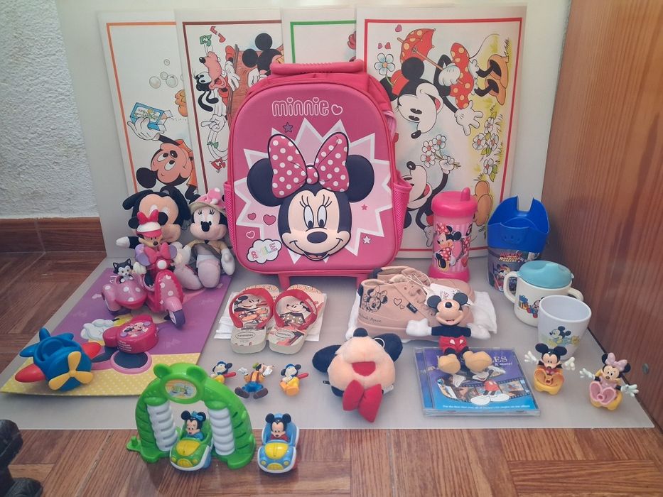 Conjunto de Artigos do Mickey e Mini