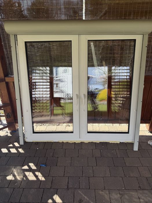 Okno trzyszybowe Drutex