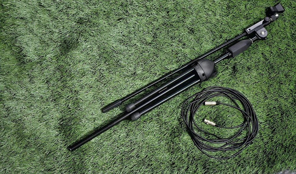 Suporte de microfone ROK-IT + cabo microfone