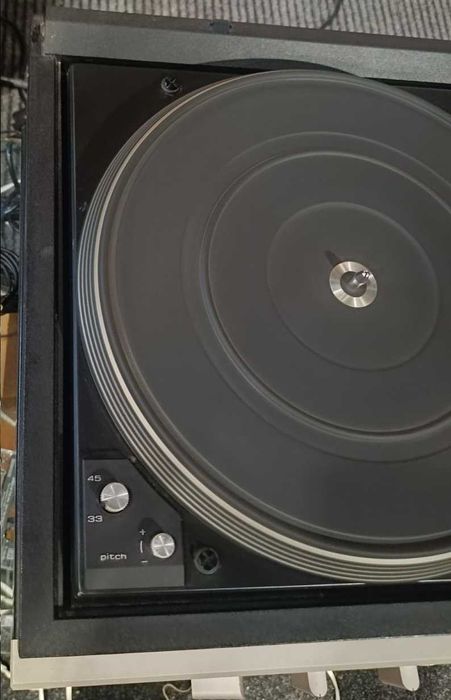 Dual CS 606 програвач платівок