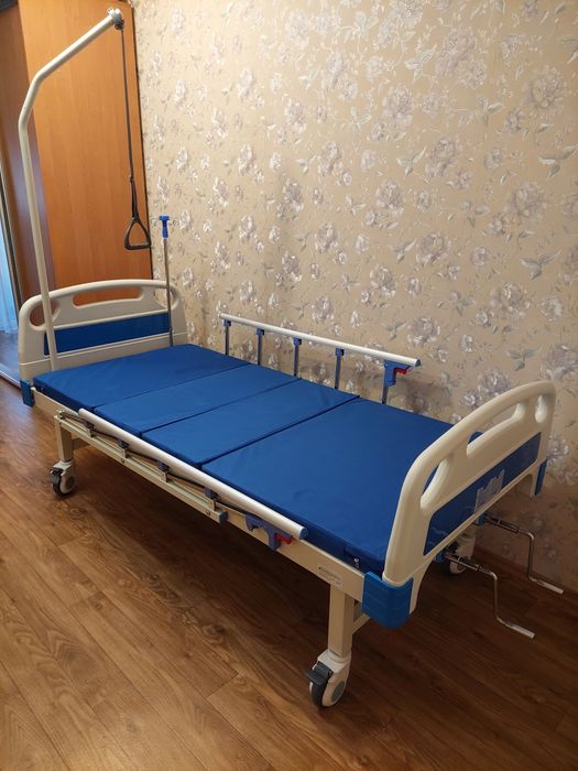 Продам медичне ліжко 4 секційне MED1-C09. Самовивіз м. Кам'янець-Подільський
