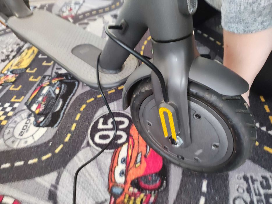 Hulajnoga elektryczna XIAOMI Mi 1S na Gwarancji do kwietnia 2024r.